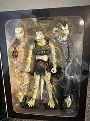 Savage Crucible Shield Of D’Zaera – Harvinger Studios – Sealed 1/12 Boxed Figure