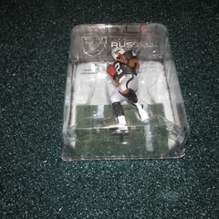 McFarlane 2008 JaMarcus Russell Oakland Raiders series 17 (rookie piece)