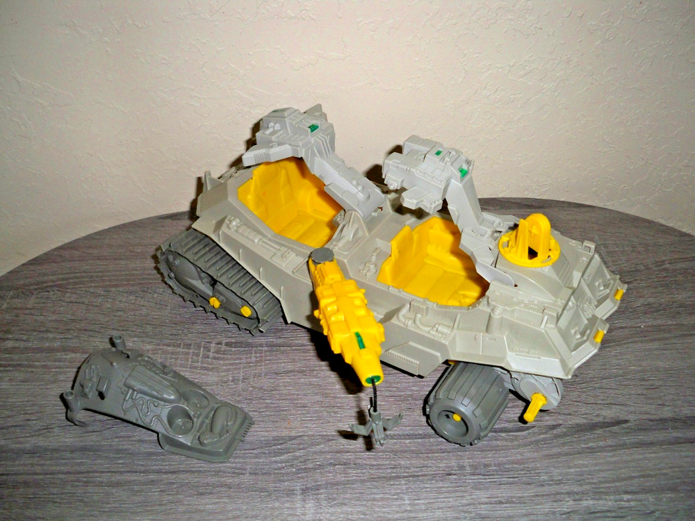 Trappeur Inhumanoids Earth Corps Vehicle Hasbro 1986 NOT COMPLETE repaired