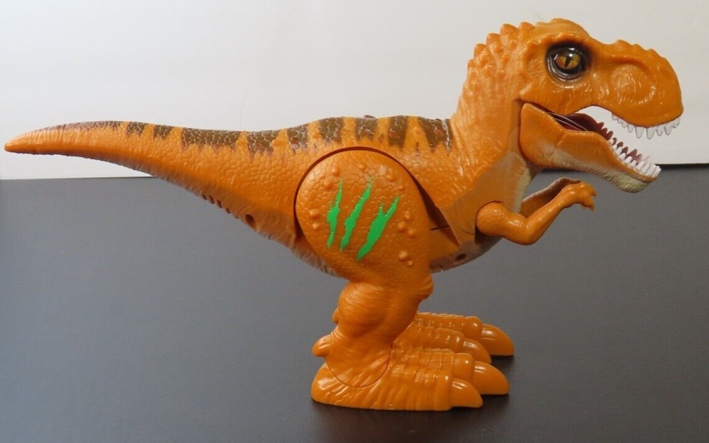 Zuru Robo Alive T-Rex 11″x7″ Roaring Walking Battery Powered Dinosaur