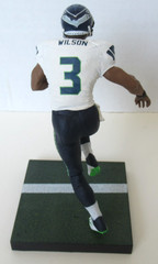 RUSSELL WILSON MCFARLANE NFL SERIES 35 SEAHAWKS QB 6″ LOOSE COMPLETE FIGURE