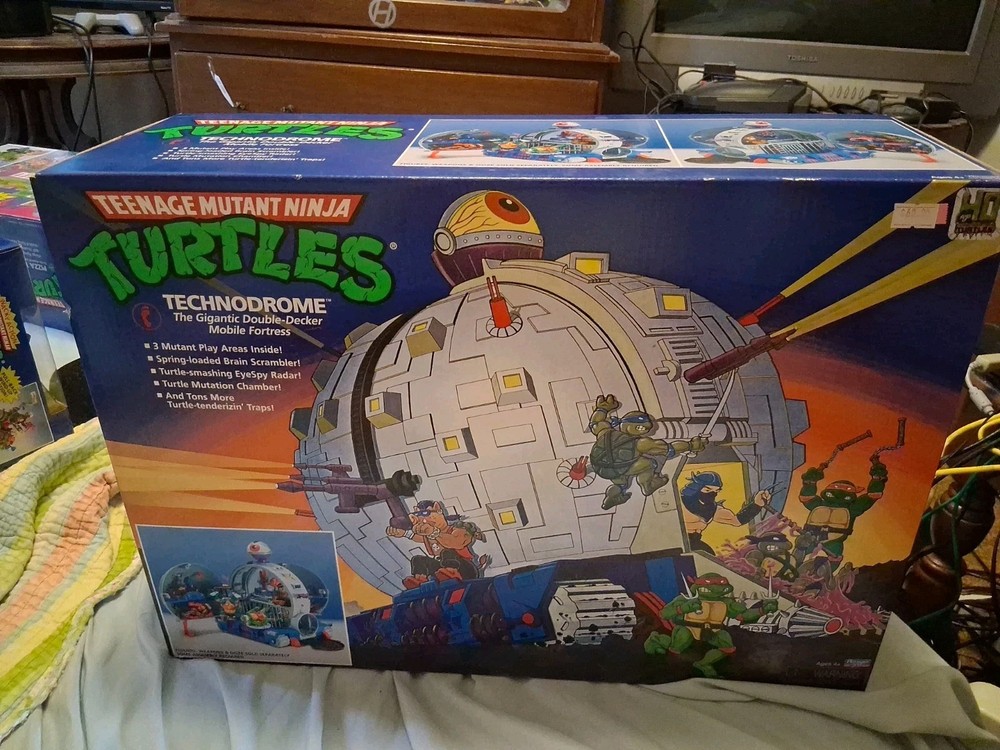 TMNT Teenage Mutant Ninja Turtles Technodrome Playset 2024 Reissue