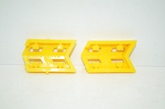 original G1 Transformers OMEGA SUPREME MEDIUM YELLOW LEG CLIP x2 shield part
