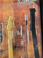 SD Toys Fender Collection 1/6 Scale Model Series 1 Stratocaster 2005 INCOMPLETE