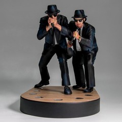 The Blues Brothers Jake and Elwood 7-Inch Figure Set With Light-Up Stage