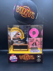 Mini Brands Really Works MINI RECORD PLAYER + CAPSULE Vinyl Playset Series 1 NEW
