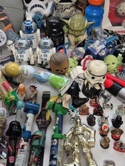Star Wars Mixed Lot of Toys action figures, PEZ Funko Lightsabers McDonald’s