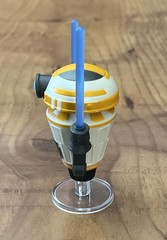 Star Clone Wars JEDI TRAINING DROID Action Figure Lightsaber Fight Robot