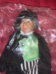 VINTAGE 1974 MEGO WIZARD OF OZ WIZARD (NIP) ” 8″ DOLL – UN OPENED AND UN PLAYED