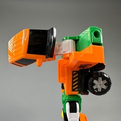 Hello Carbot Spinnable Transforming Figure Car Toy Sonokong **Missing Spinner**