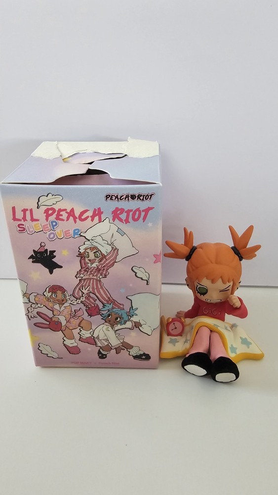 POP MART x Lil Peach Riot Sleepover Series Gigi-Alarm Confirmed Figure