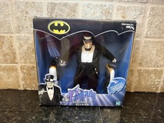 Batman Bruce Wayne Joker Penguin Hasbro Target 2000’s 3 Action Figures NEW