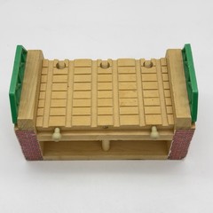 HENRY’S TUNNEL Thomas & Friends Clickety-Clack Wooden Railway 1997 Vintage READ!