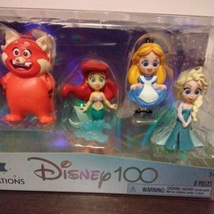 NEW Disney 100 Years Of transformation. 8 Figure Set Toy Limited Edition