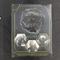 Suspended Lab Xenomorph XX121 (Deluxe Action Figure) – Alien: Romulus | NECA