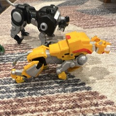 Voltron robotic defender Lot of 4 Robotic Lion Action Figures Set