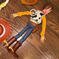 Disney Toy Story Woody & Wendy Action Figures 15” w/Hats Pull String NOT WORKING