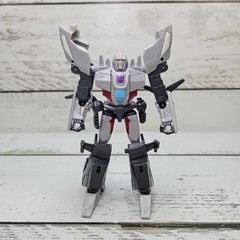Hasbro Transformers Earthspark Megatron Deluxe 2023 5″ Adjustable Action Figure