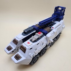 TRANSFORMERS Cybertron (Vintage 2005) Defense RED ALERT 9″ Ultra + KEY/ACCESSORY