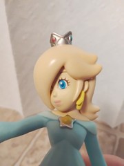 Rosalina 5.5-inch vinyl figurine import Super Mario Galaxy not Jakks
