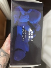 Sentinel 4inch-nel Mega Man PRE-OWNED AND AUTHENTIC (see description)
