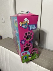 2008 Puppy In My Pocket & Friends Horse Playset! – 23 Pieces! NEW- DAMAGED BOX