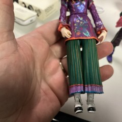 Alice in Wonderland Through the Looking Glass Alice & Madhatter Figures