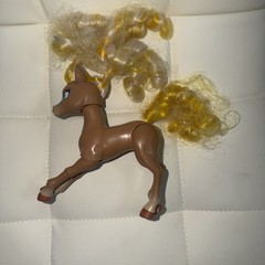 Wild Manes Horse Toy Cherie 6.5” Pony Articulated Brushable Blonde Hair EUC