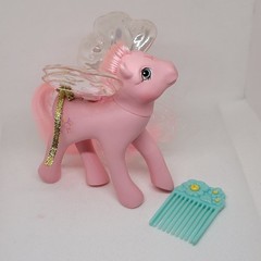 VTG 1986 My Little Pony G1 Flutter Pony HONEYSUCKLE w/ Wings, Ribbon, Comb *READ