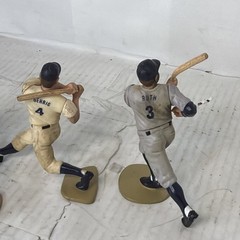 Lot Of 4 Figures 1989 Babe Ruth & Gehrig Yankees & 2000 Millwood & Maddux Braves