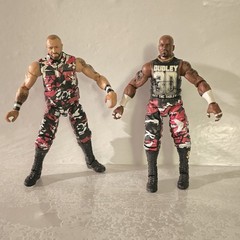 WWE Mattel Elite – Dudley Boys D-Von Bubba Ray Wrestling Figures Series 45