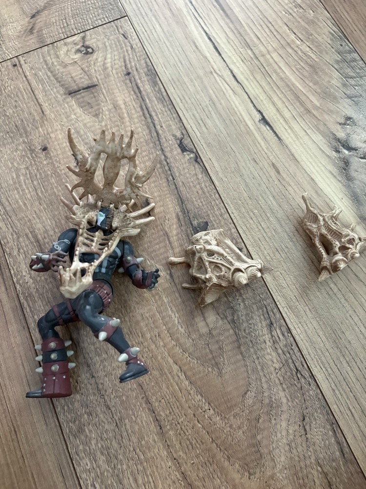 VINTAGE 1996 EXO-SKELETON SPAWN 6″ ACTION FIGURE – MCFARLANE LOOSE