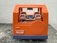 Bluey Toy Lot Heeler 4 WD Family Vehicle & Figures Lot
