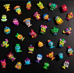 Disney Doorables Neon Glow ~ Pick Your Character!