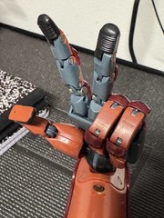 Konami Metal Gear Solid V The Phantom Pain Bionic Arm Figure *Original Owner*