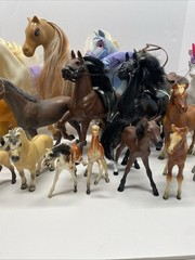 Lot Of 23 Toy Horse Figurines Toys W/ Fencing Accessories Random Assortment