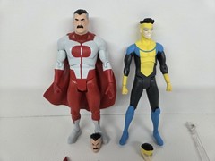 Diamond Select Omniman Invincible Mark Nolan 7 Inch Figure