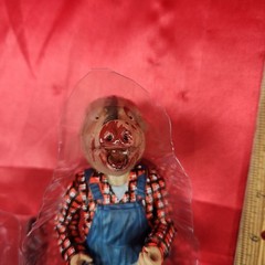 Trick Or Treat Studios – Scream Greats – Motel Hell Farmer Vincent – Figure