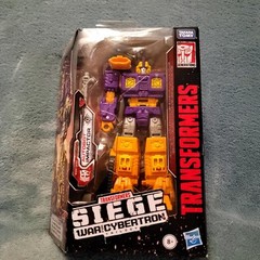 Transformers Generations War For Cybertron Siege Deluxe Class Impactor New