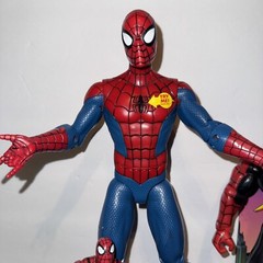 Lot Of 17 Spiderman Action Figures Marvel Toy Biz Mixed Years Talking & Book