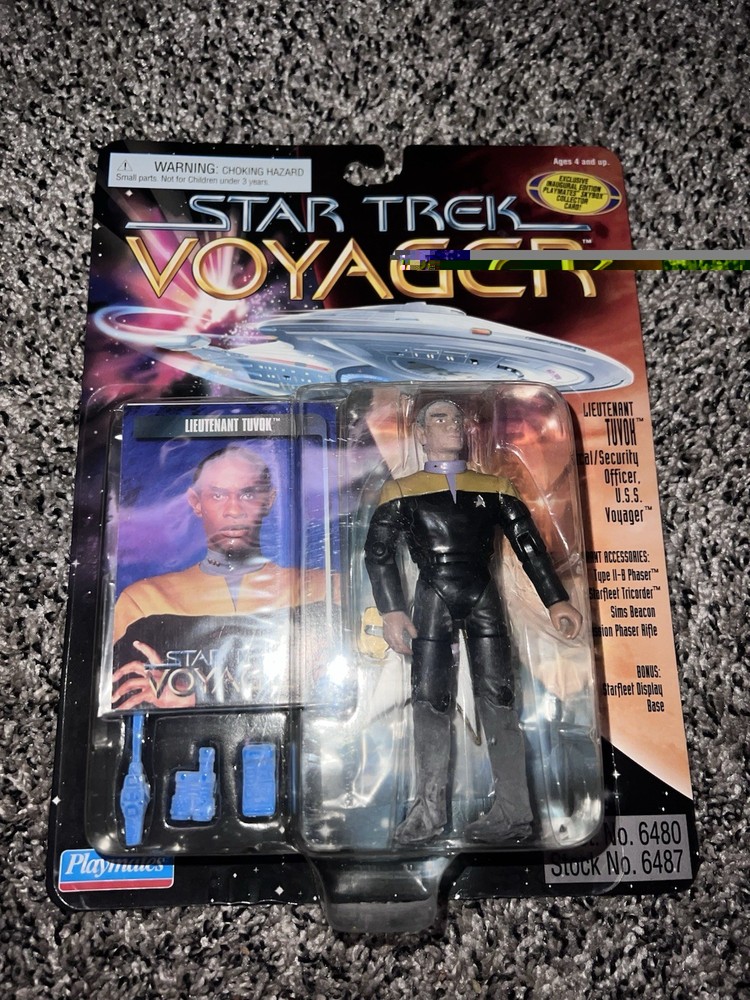 Star Trek Voyager LIEUTENANT TUVOK Action Figure 1995 Playmates Tactical Officer