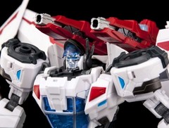 MTCD05 Buster Skywing Make toys 3rd Party Figure Maketoys