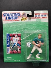 Lot of 6 NFL 1997 Starting Lineup Football Action Figures New in Package