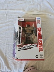 Sparkless Bot Decepticon – Transformers War For Cybertron Trilogy