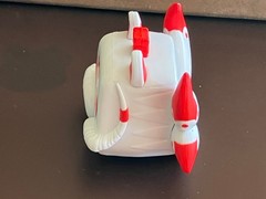 Blox Fruit Collectible Mini Figure Gamer Robot LLC Phat Mojo 2024 White and Red