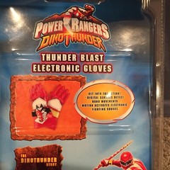 Power Rangers Dino Thunder Blast Electronic Gloves New Sealed Rare One Size