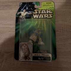 Hasbro STAR WARS TAUE WE ATTACK OF THE CLONES . 2002 Action Figure