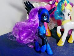 Hasbro My Little Pony Figurines~ 5 To Choose From! Your Choice!