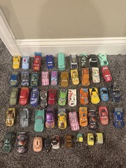 Disney Pixar Cars Die-cast Plastic Mixed Lot of 49 Lightening McQueen #2
