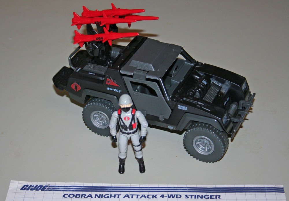 GI JOE 1984 Cobra Stinger jeep with driver and blueprints